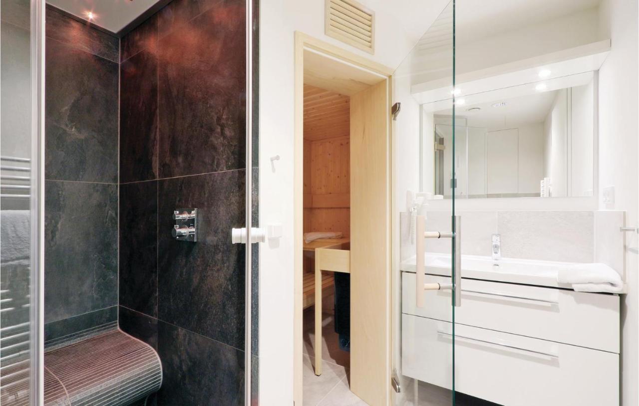 Awesome Apartment In Luebeck Travemuende With Sauna エクステリア 写真
