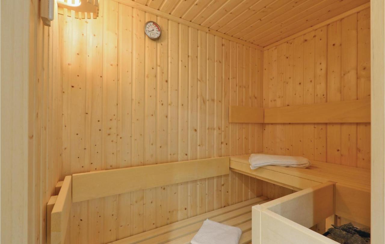 Awesome Apartment In Luebeck Travemuende With Sauna エクステリア 写真